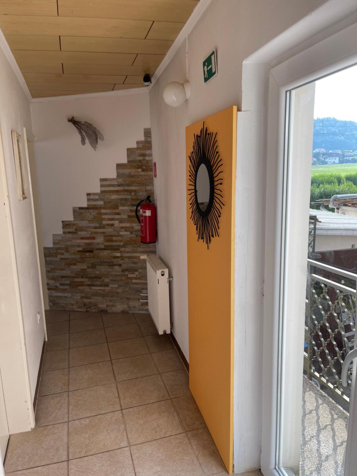 Guesthouse Stremljan Ljubljana Medvode Dış mekan fotoğraf